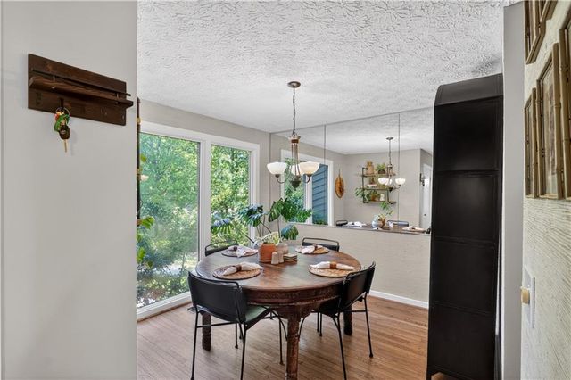226 Watkins Glen Drive NE, Kennesaw, GA 30144