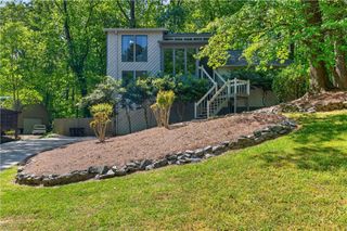226 Watkins Glen Drive NE, Kennesaw, GA 30144