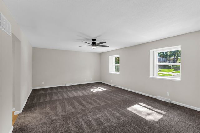 713 47th Street, West Des Moines, IA 50265