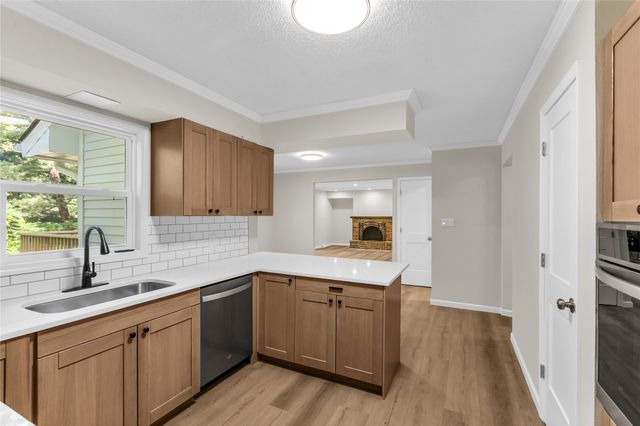 713 47th Street, West Des Moines, IA 50265