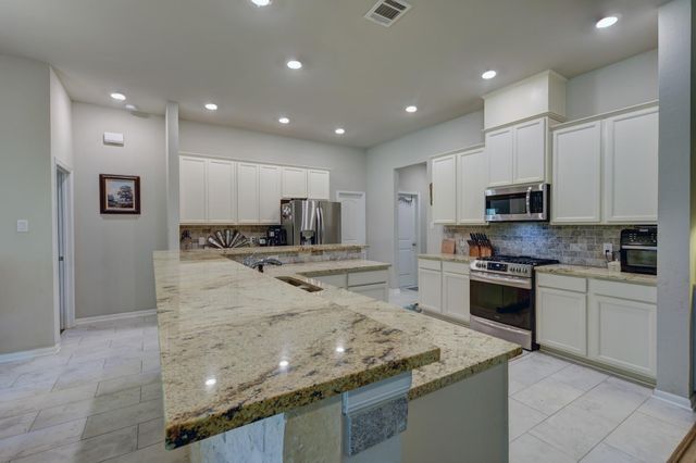 2612 Tiemann Road, New Ulm, TX 78950