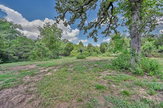 2612 Tiemann Road, New Ulm, TX 78950