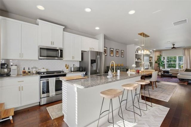 2167 Wiggins Walk, Atlanta, GA 30316