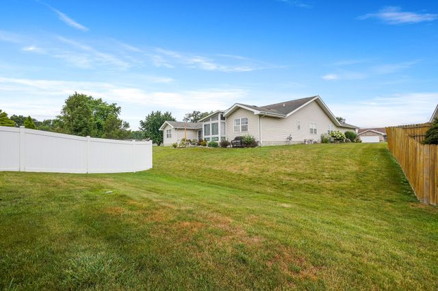 5816 Iris Lane, Schererville, IN 46375