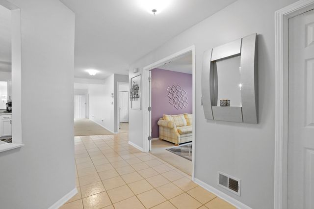 5816 Iris Lane, Schererville, IN 46375