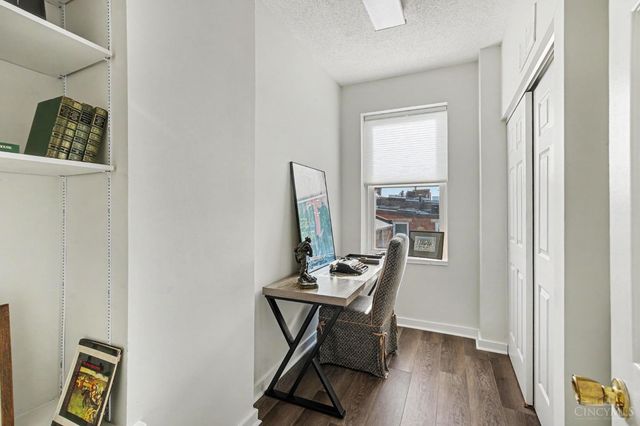 427 Hopkins Street, Cincinnati, OH 45203