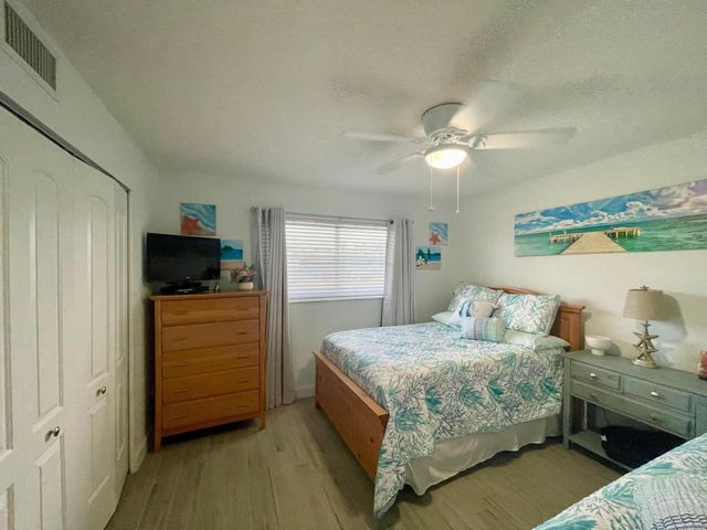 121 Wettaw Lane 116, North Palm Beach, FL 33408