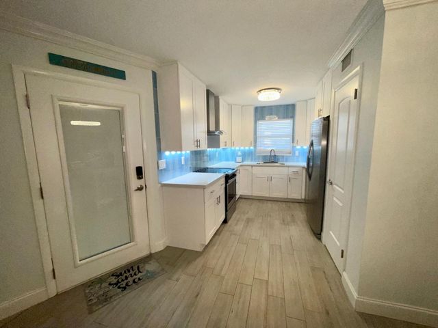 121 Wettaw Lane 116, North Palm Beach, FL 33408