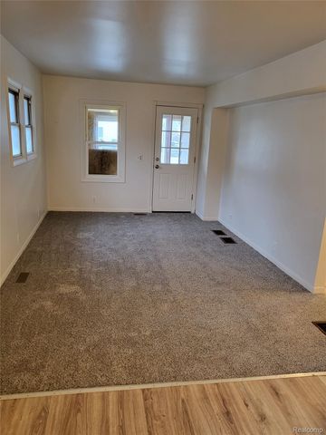 1155 Lakeview Street, Waterford Charter Township, MI 48328