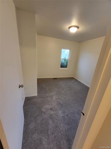 1155 Lakeview Street, Waterford Charter Township, MI 48328