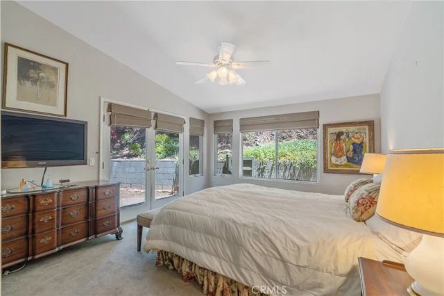 3818 Hayvenhurst Avenue, Encino, CA 91436