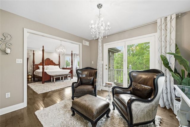 1807 Willow Oak Dr, Franklin Park, PA 15090