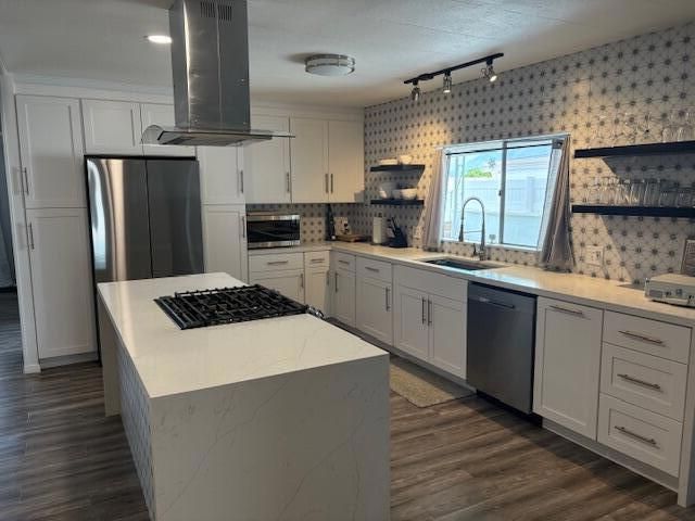 39018 Desert Greens Drive E, Palm Desert, CA 92260