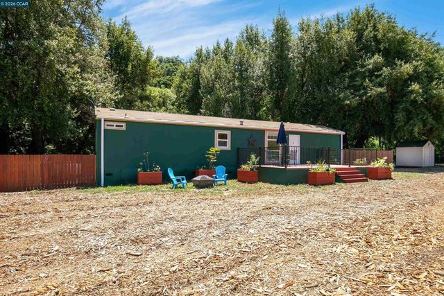60 Hampton Road, Martinez, CA 94553