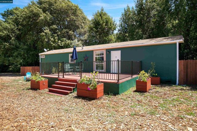 60 Hampton Road, Martinez, CA 94553