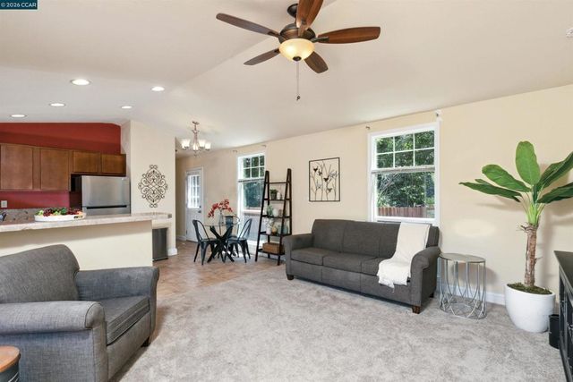 60 Hampton Road, Martinez, CA 94553