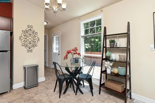 60 Hampton Road, Martinez, CA 94553