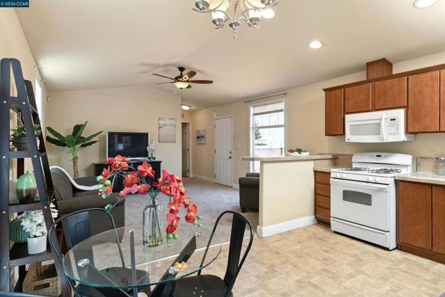 60 Hampton Road, Martinez, CA 94553