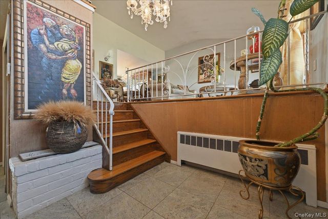 34 Bonnie Drive, Westbury, NY 11590