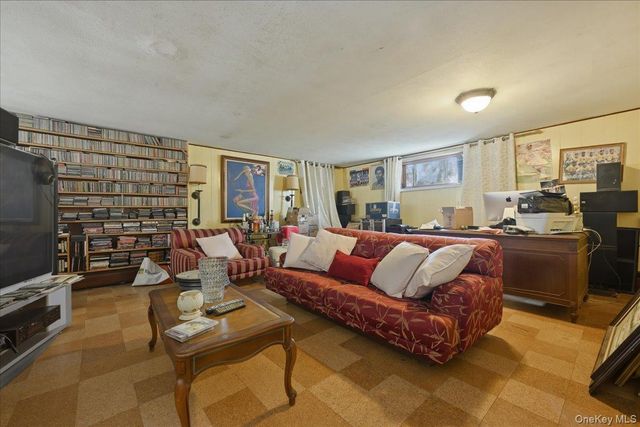 34 Bonnie Drive, Westbury, NY 11590
