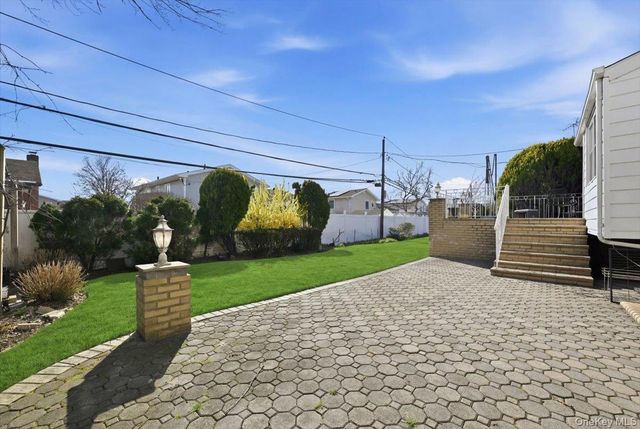 34 Bonnie Drive, Westbury, NY 11590