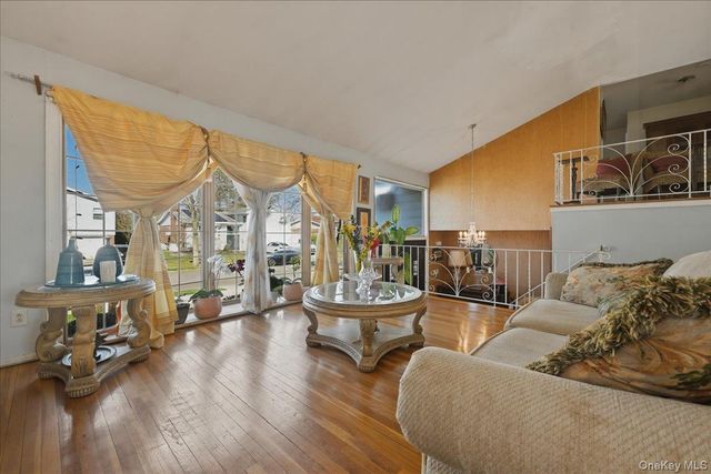 34 Bonnie Drive, Westbury, NY 11590