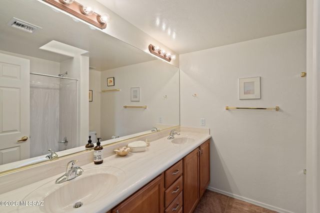 14120 E Whispering Ocotillo Place, Vail, AZ 85641