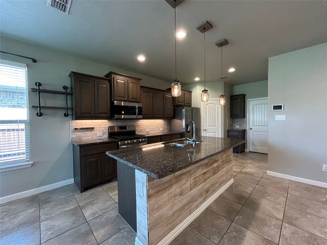 1105 Spanish Needle Trail, Fort Worth, TX 76177