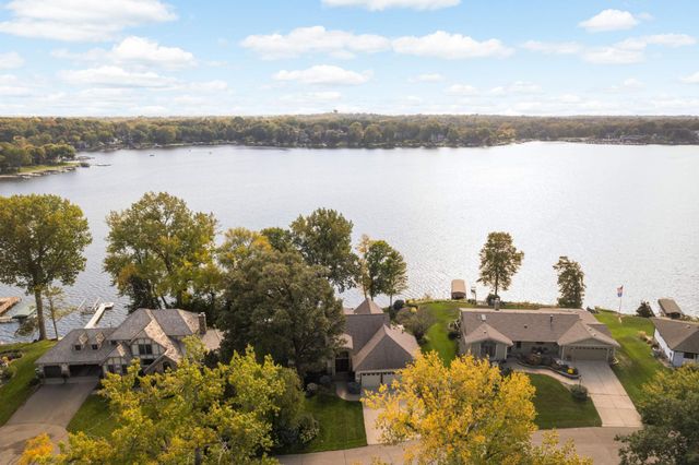 3857 Island View Circle NW, Prior Lake, MN 55372