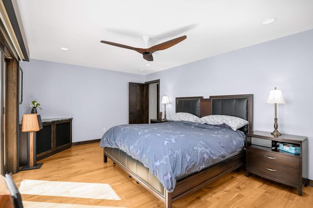 3857 Island View Circle NW, Prior Lake, MN 55372