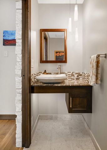 3857 Island View Circle NW, Prior Lake, MN 55372