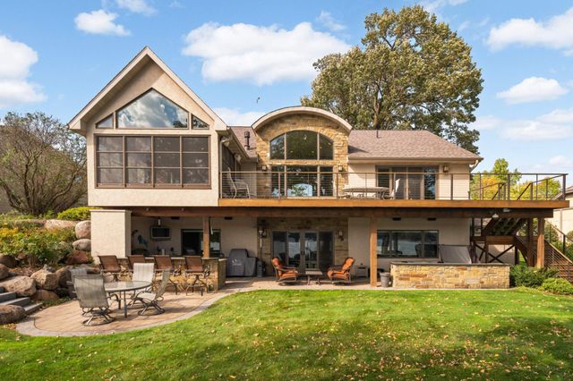 3857 Island View Circle NW, Prior Lake, MN 55372