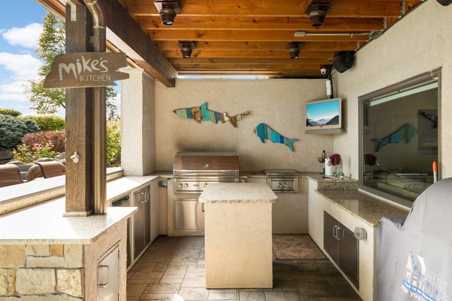 3857 Island View Circle NW, Prior Lake, MN 55372