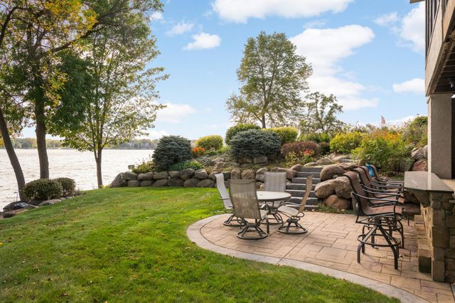 3857 Island View Circle NW, Prior Lake, MN 55372