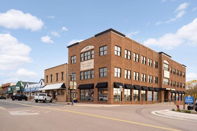 3857 Island View Circle NW, Prior Lake, MN 55372