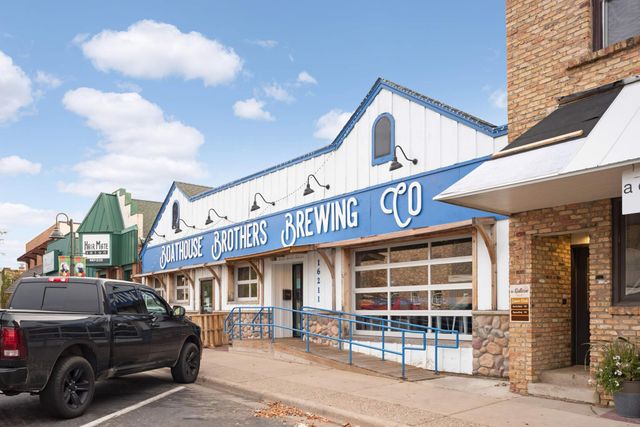 3857 Island View Circle NW, Prior Lake, MN 55372