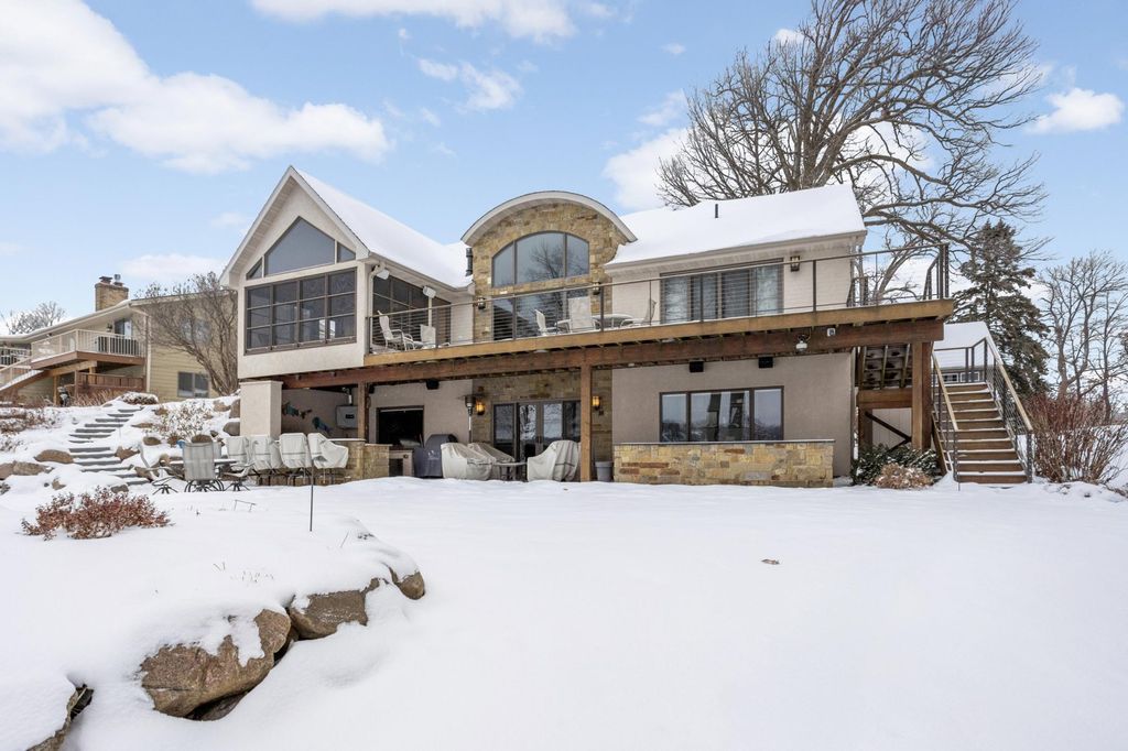 3857 Island View Circle NW, Prior Lake, MN 55372