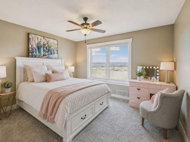 7792 Prairie Grass Pass, Prior Lake, MN 55372