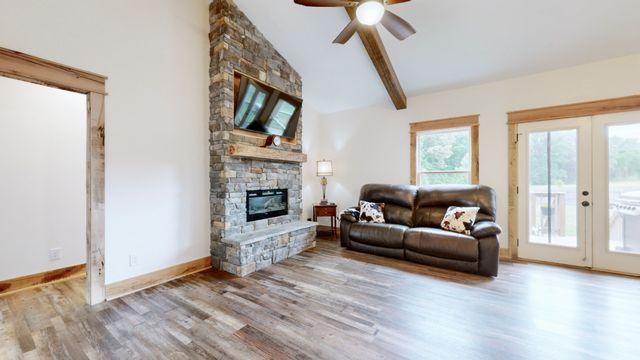 601 King Ridge Rd, Dowelltown, TN 37059