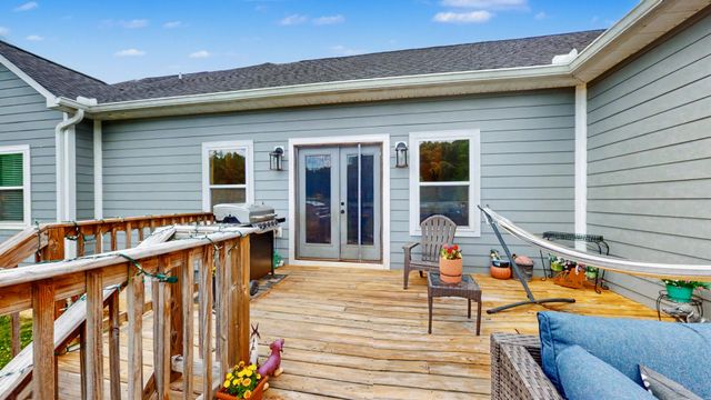 601 King Ridge Rd, Dowelltown, TN 37059