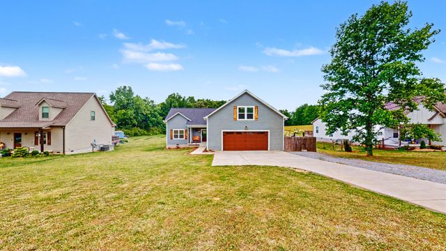 601 King Ridge Rd, Dowelltown, TN 37059