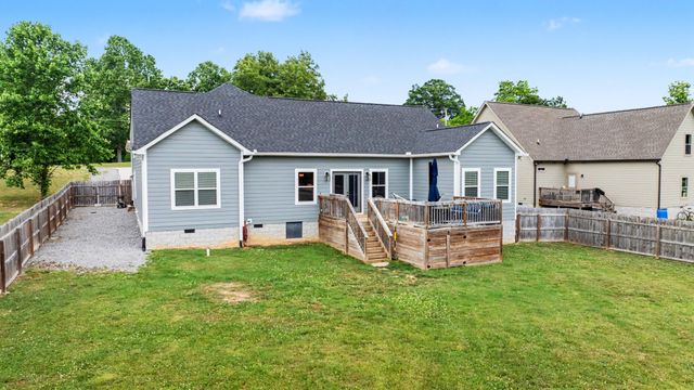 601 King Ridge Rd, Dowelltown, TN 37059
