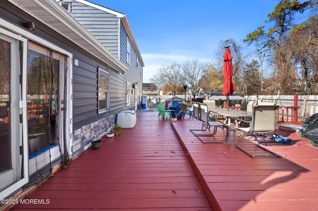 14 Georgetown Boulevard, Barnegat, NJ 08005