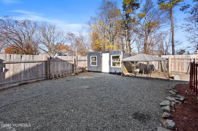 14 Georgetown Boulevard, Barnegat, NJ 08005