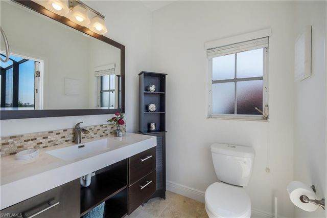 5012 SW 5th PL, Cape Coral, FL 33914