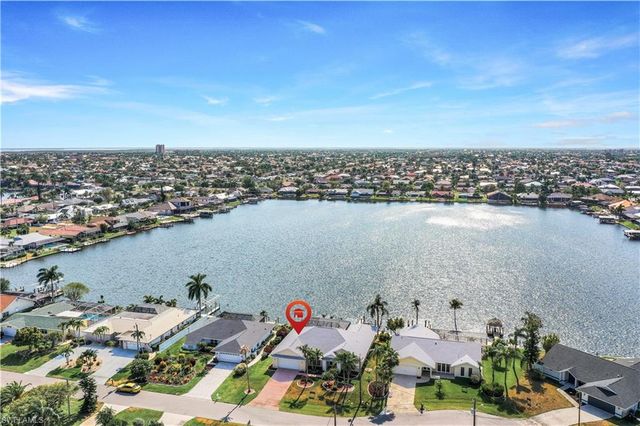 5012 SW 5th PL, Cape Coral, FL 33914