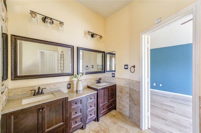 44 Atascadero Drive, Manvel, TX 77578