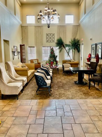 6505 Emerald Dunes Drive 204, West Palm Beach, FL 33411