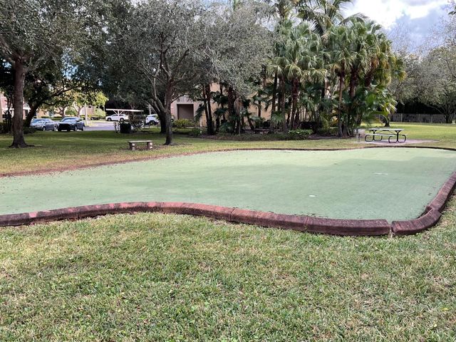 6505 Emerald Dunes Drive 204, West Palm Beach, FL 33411