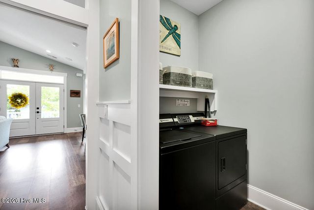 214 NE 37th Street, Oak Island, NC 28465